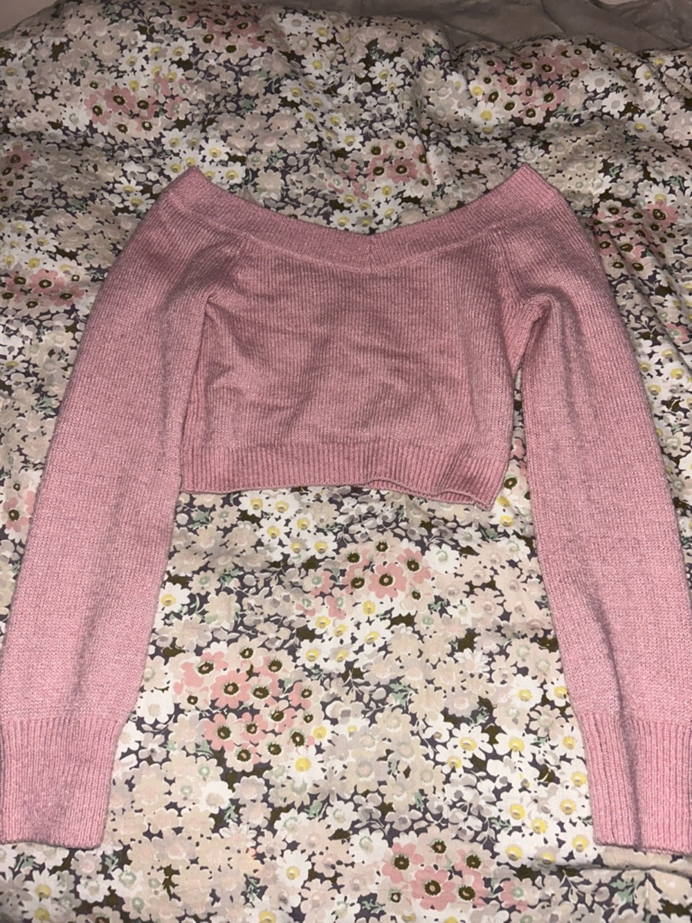PacSun Off-Shoulder Pink Women's Sweater Crop Top
